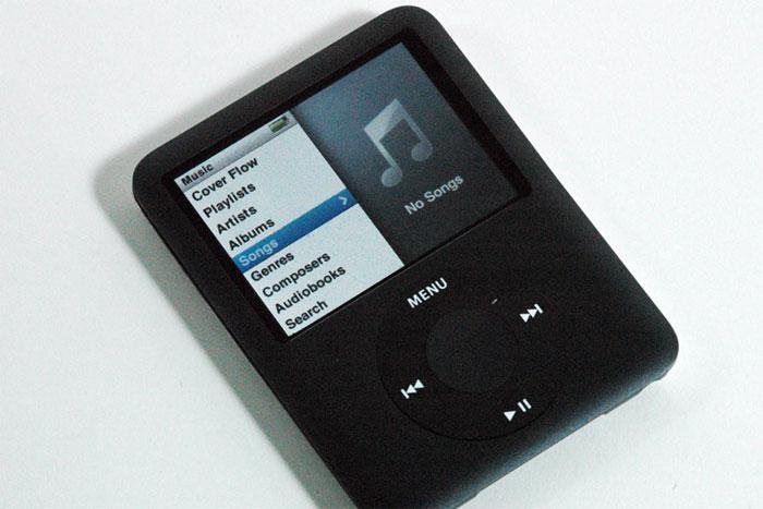 Third-gen iPod nano teardown