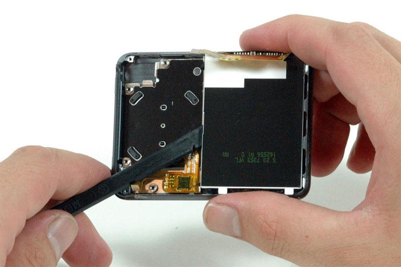 Third-gen iPod nano teardown