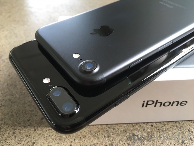 Black Amp Jet Black Unboxing The New Iphone 7 Iphone 7 Plus