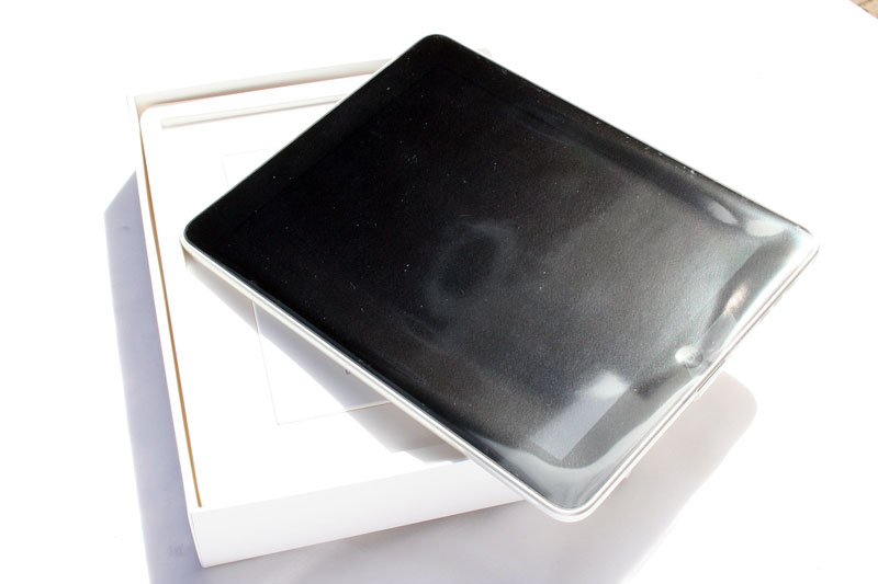 High-quality unboxing photos of Apple's new iPad | AppleInsider