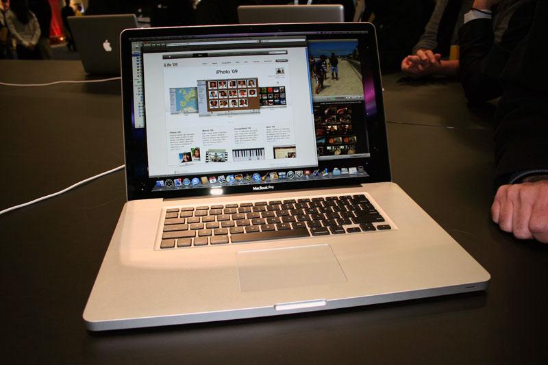 17 macbook pro dimensions