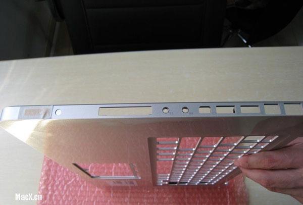 MacBook Pro case leak - left side